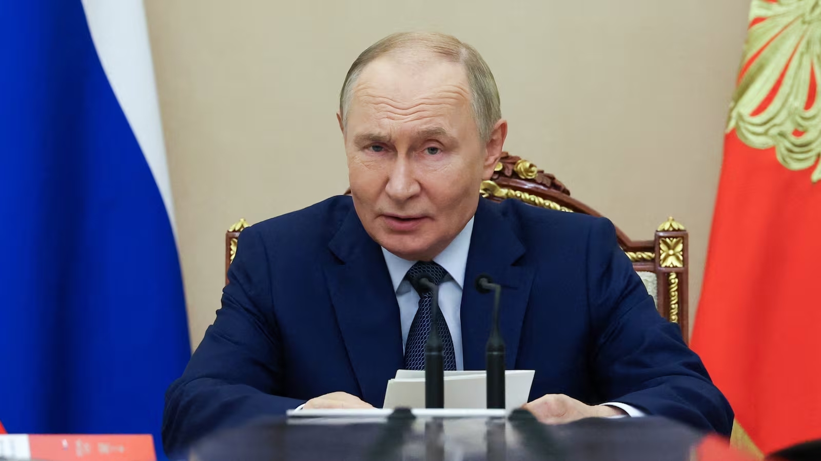 Putin attacks Spanish plane