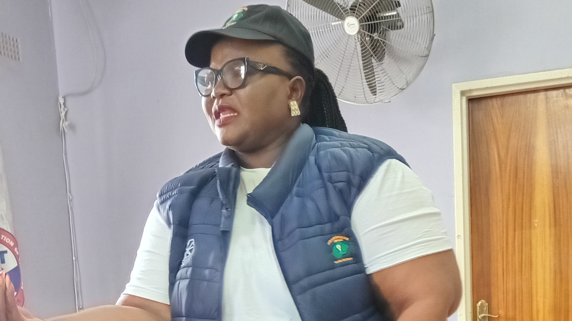 Secretary General of REPOSA, Dumisile Khumalo, addressing the meeting at SNAT Centre, where junior police officers resolved to deliver a petition to the Ministry of Public Service on Tuesday.