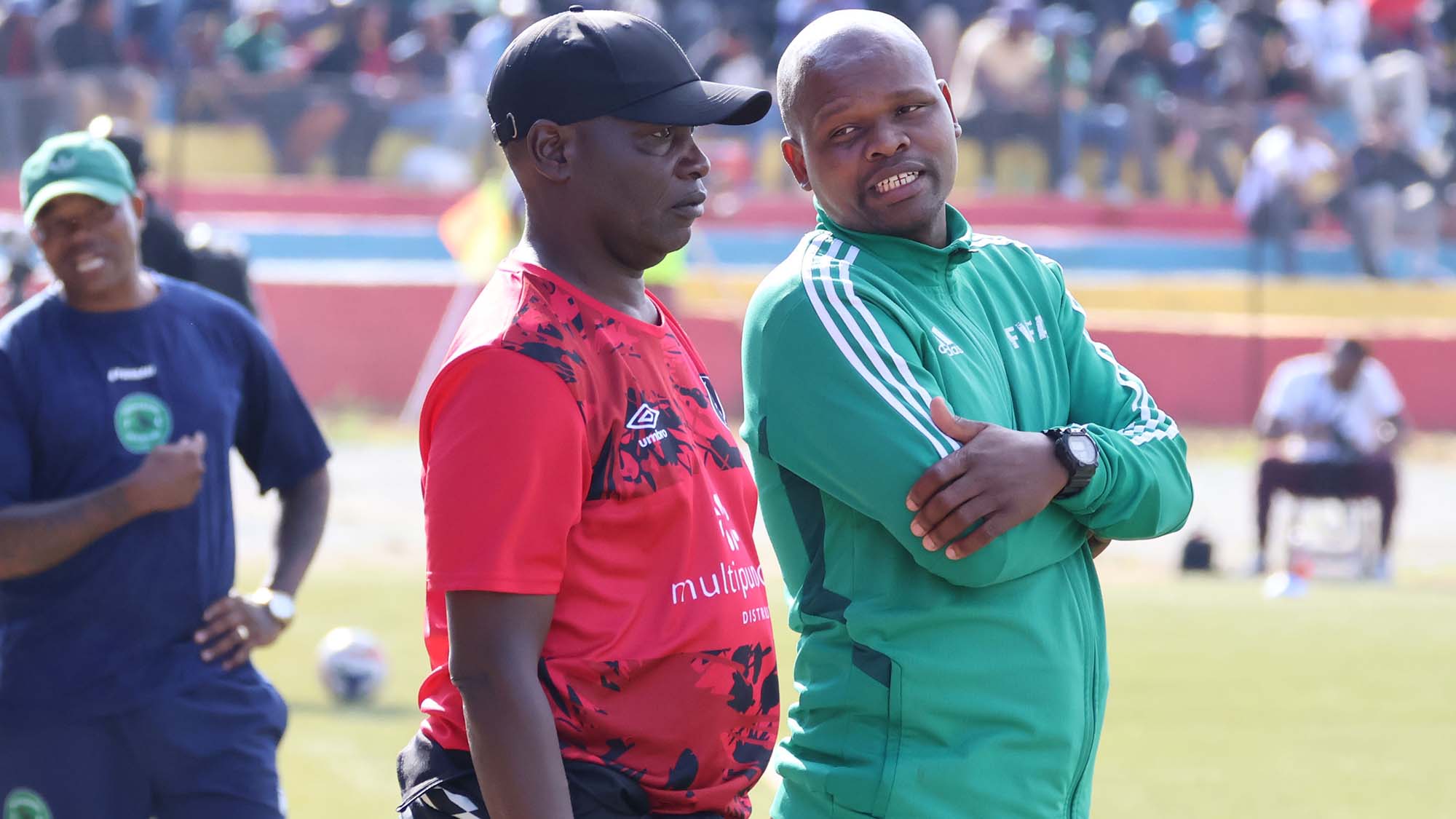 Moneni Pirates coach Meck Mwase appears deep in thought as fourth official Mciniseli Sithole looks on. Pirates lost 0–1 and yesterday, Mwase reportedly tendered his resignation. (Pics: Sanele Jele)
