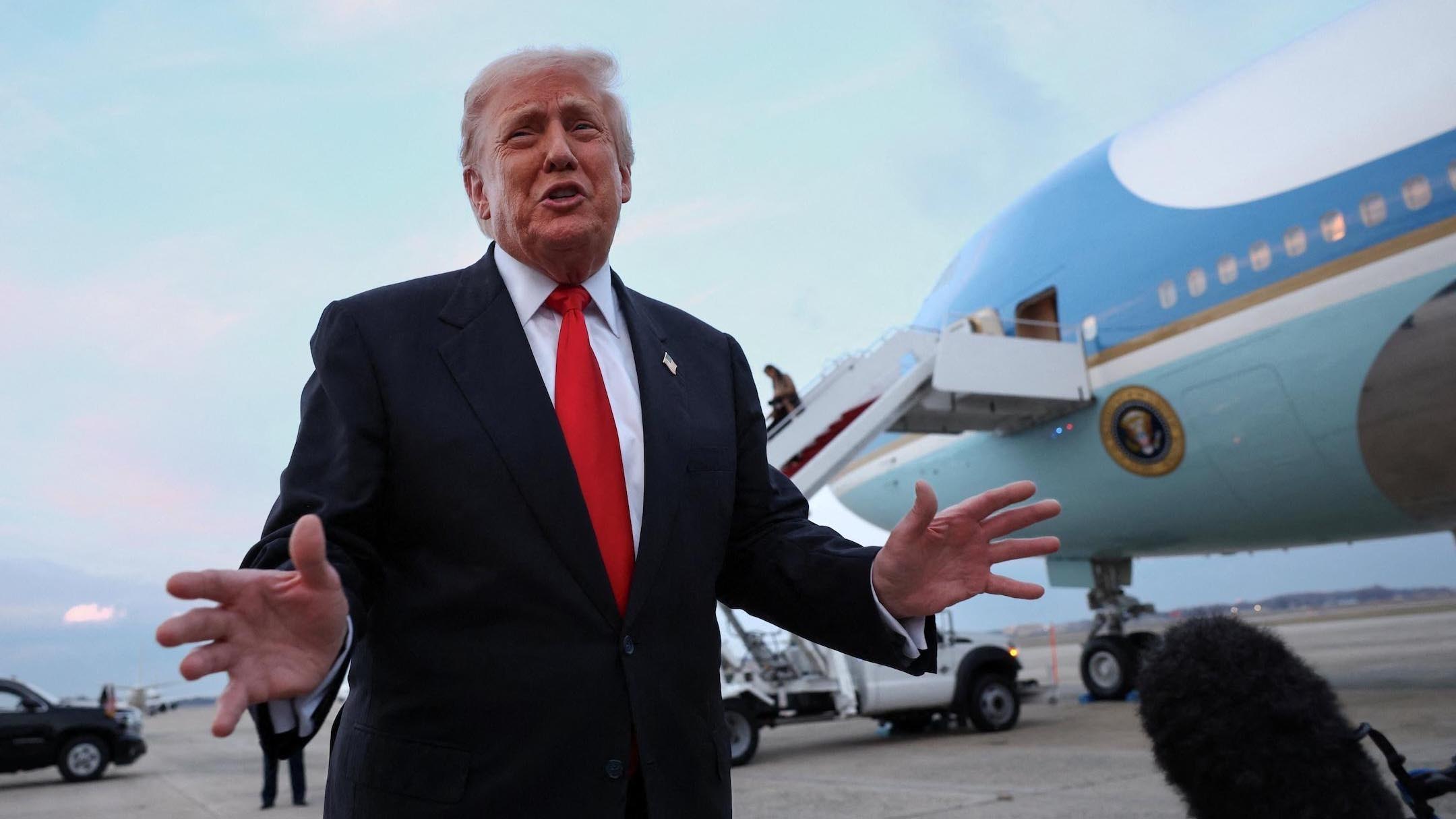 Trump floats tariff hike