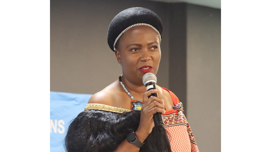 Govt condemns paid extra lessons 
