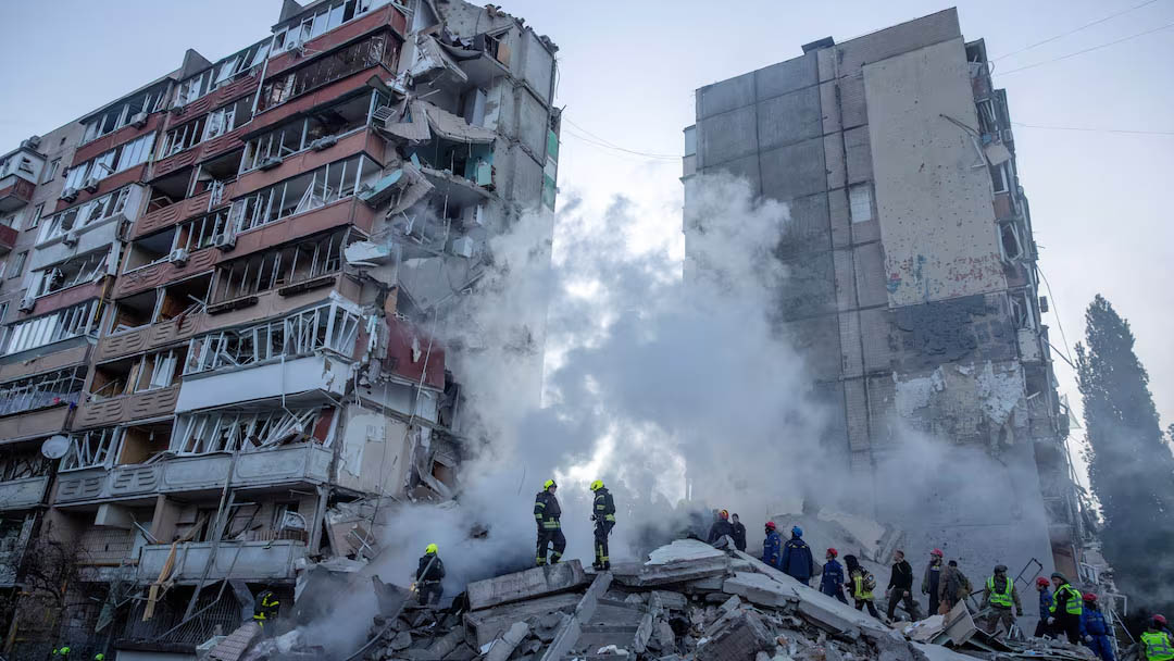 Russia pounds Ukraine in massive air attack, 1 dies