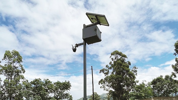 PTZ camera with solar panel ideal for remote, off-grid areas. (Courtesy pic)